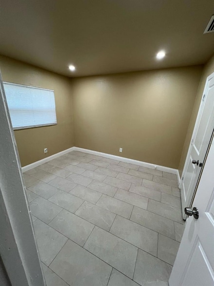 10106 N 10th St Unit B, Tampa, FL 33612