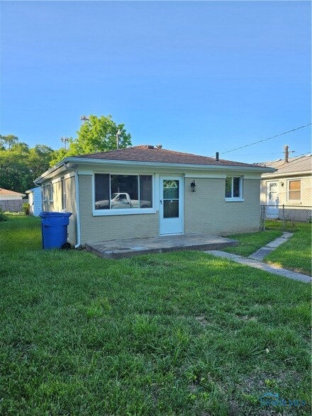 1205 Liberty St, Toledo, OH 43605