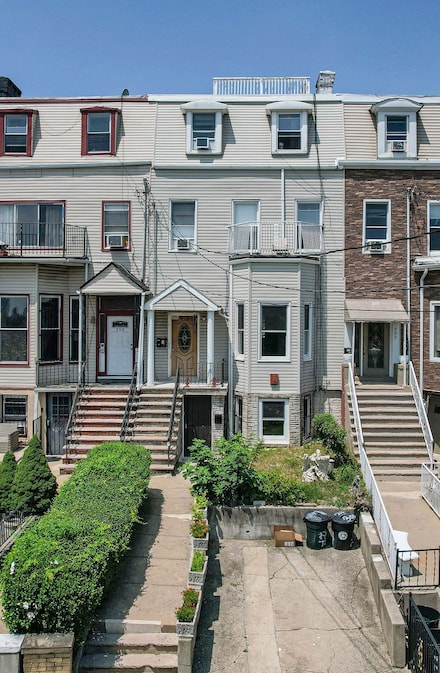 300 Paterson Plank Rd Unit 1, Jersey City, NJ 07307