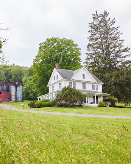 54 Davis Ln, Grahamsville, NY 12740