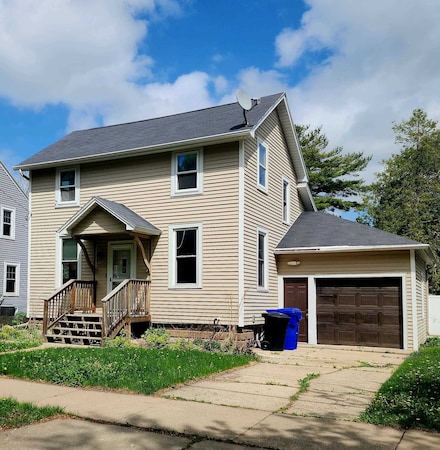 1508 N Erb St, Appleton, WI 54911