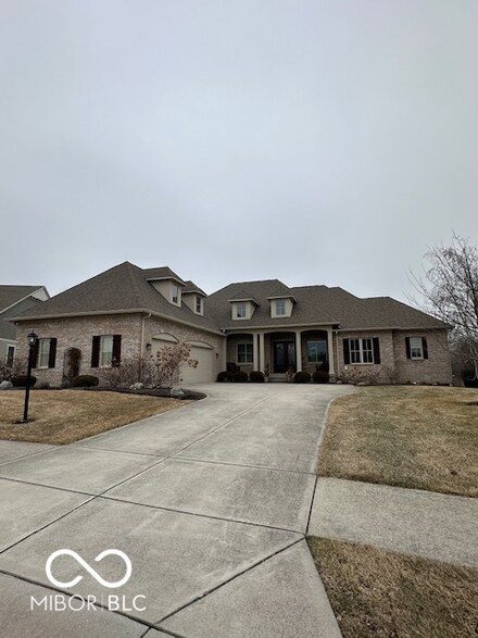 9943 S Towne Ln, Carmel, IN 46032
