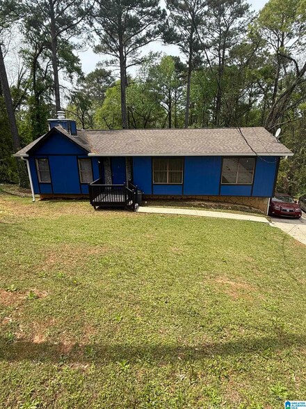 804 Pine Forest Cir, Birmingham, AL 35235