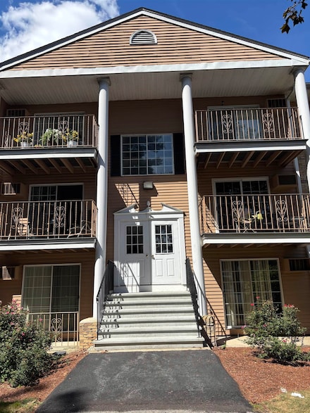 379 Huse Rd Unit 26, Manchester, NH 03103