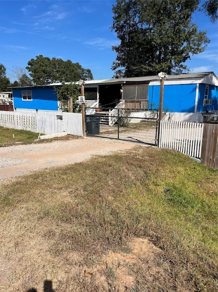 8026 Forest Trace, Conroe, TX 77306