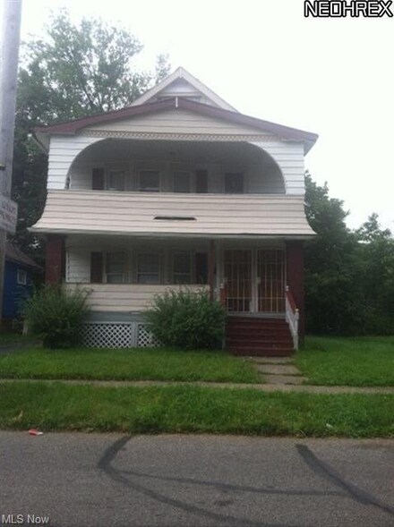 11414 Nelson Ave, Cleveland, OH 44105