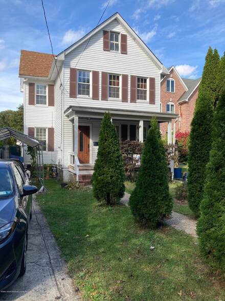 117 Waterbury Ave, Staten Island, NY 10309