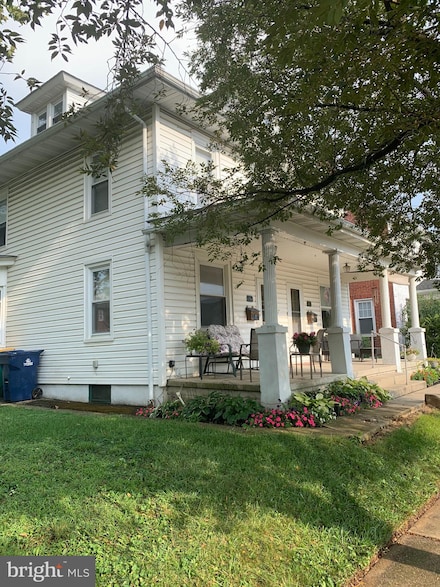 121 Woodside Ave, Reading, PA 19609