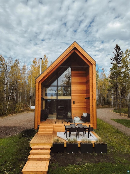 63 Rollins Ridge, Tofte, MN 55615