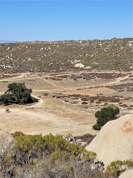 1718 Milpas Rd, Hemet, CA 92544