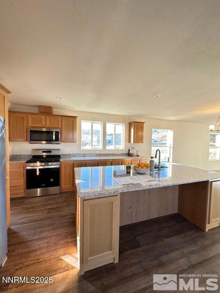 200 Harmony Ln, Sun Valley, NV 89433