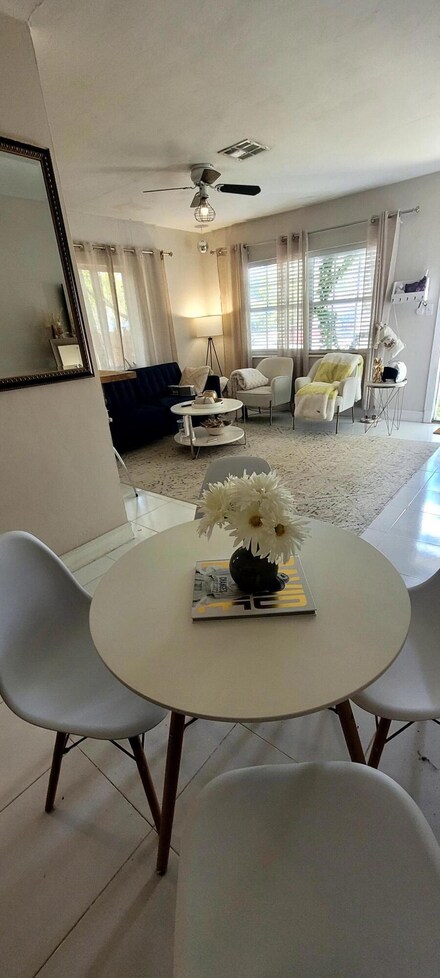 440 NE 1st Ave, Fort Lauderdale, FL 33301