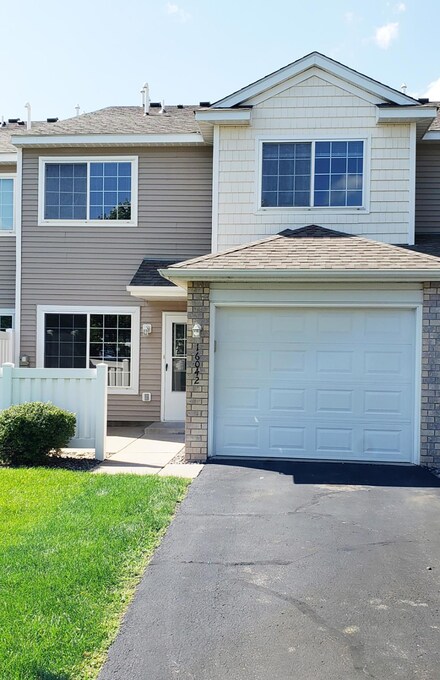 16042 71st St NE Unit 99, Elk River, MN 55330