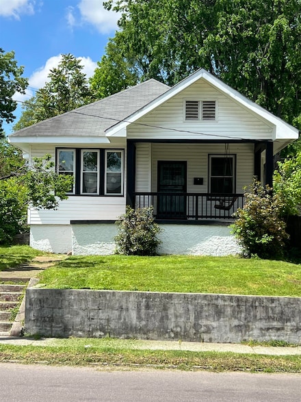 47 N Tucker St, Memphis, TN 38104