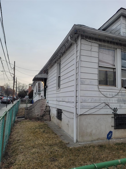 77-01 45th Ave, Flushing, NY 11373