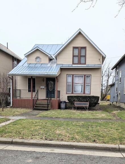 532 Prospect St, Bucyrus, OH 44820