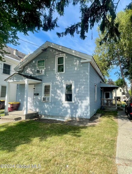 5 Division St, Glens Falls, NY 12801