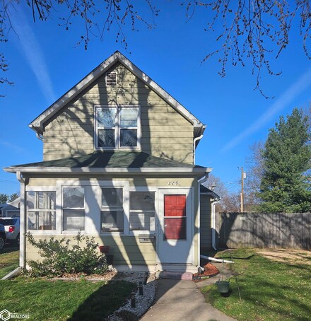 225 S Adella St, Ottumwa, IA 52501