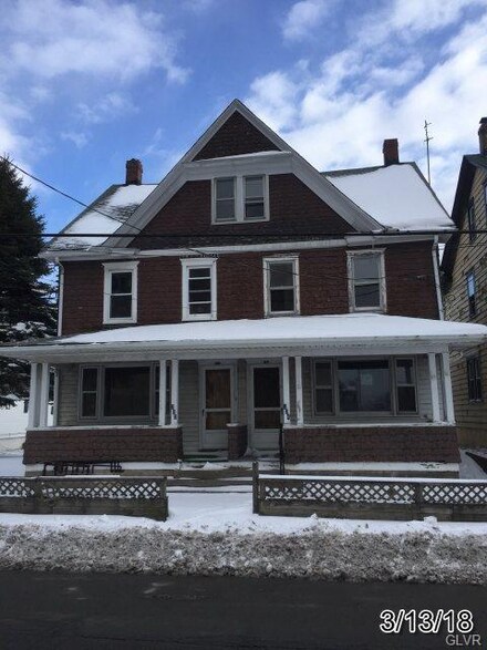 222 W Green St, West Hazleton, PA 18202