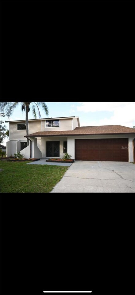 1420 Corner Oaks Dr, Brandon, FL 33510