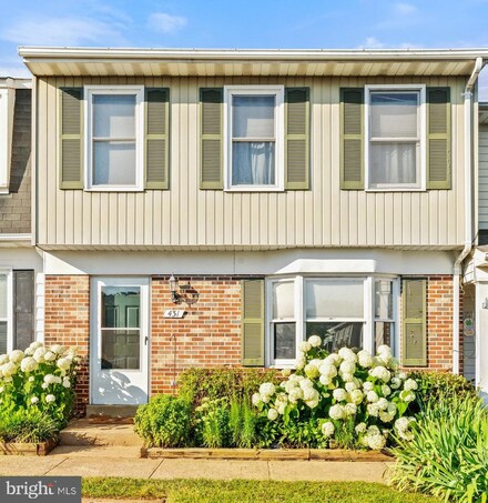 431 Ridge Ct, Warrenton, VA 20186