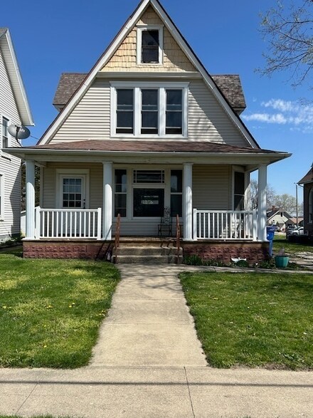 116 W Main St, Wyanet, IL 61379
