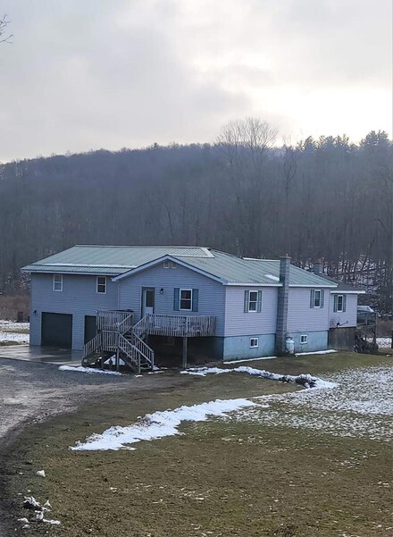 60 Swan Ln, Towanda, PA 18848