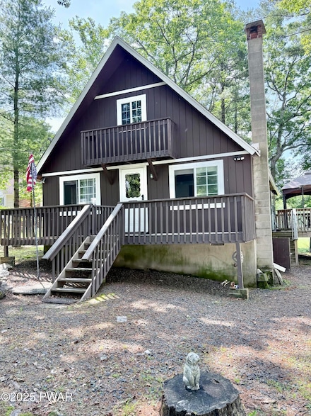 108 Swan Dr, Dingmans Ferry, PA 18328