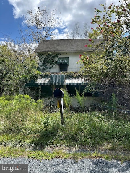 26917 Clifton Mister Rd, Crisfield, MD 21817
