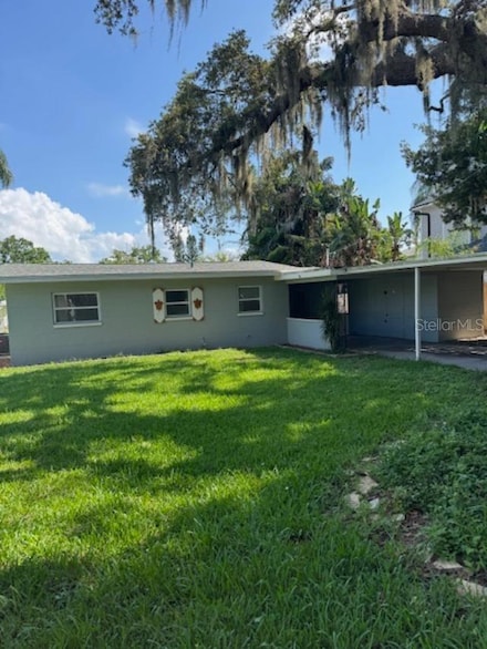 3111 S Canal Dr, Palm Harbor, FL 34684