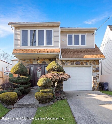867 Sinclair Ave, Staten Island, NY 10309