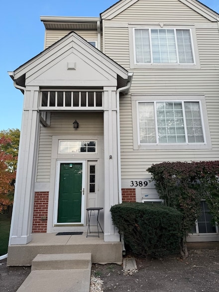 3389 Ravinia Cir, Aurora, IL 60504