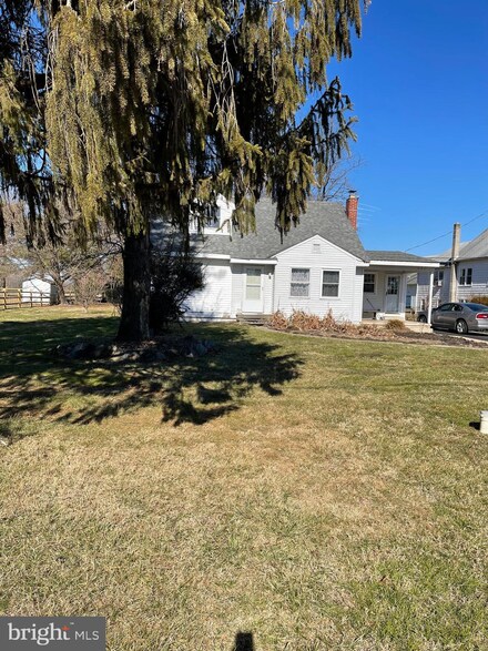 541 Daretown Rd, Elmer, NJ 08318