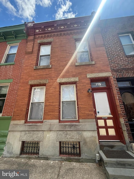 775 N 25th St, Philadelphia, PA 19130