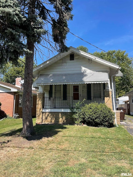 1101 E Melbourne Ave, Peoria, IL 61603