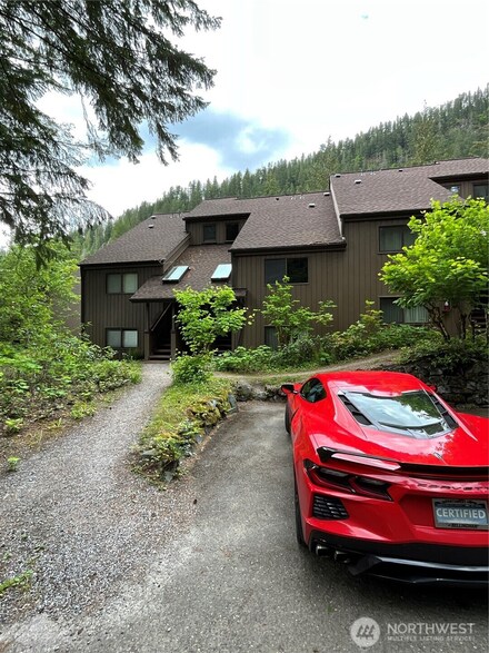 10500 Mt Baker Hwy Unit 1003, Deming, WA 98244