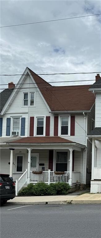 23 4th St, Slatington, PA 18080