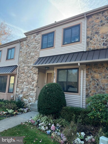117 Chanticleer, Cherry Hill, NJ 08003