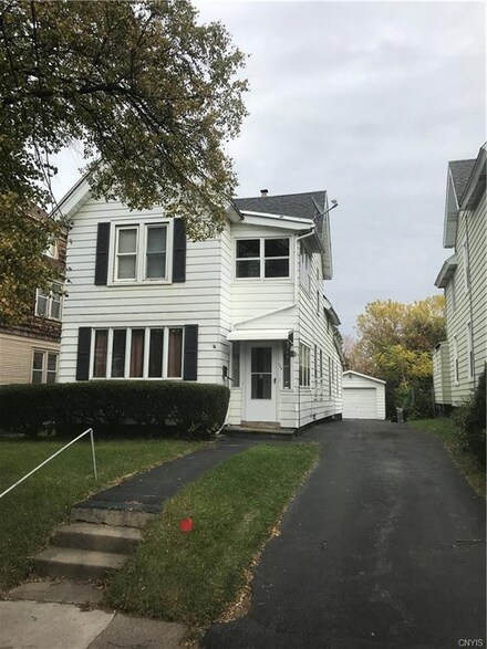 124 State Fair Blvd, Syracuse, NY 13204