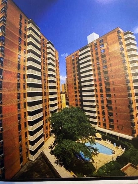 50 Brighton 1st Rd Unit 2H, Brooklyn, NY 11235