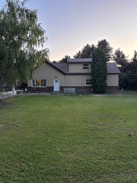 810 Road 6, Powell, WY 82435