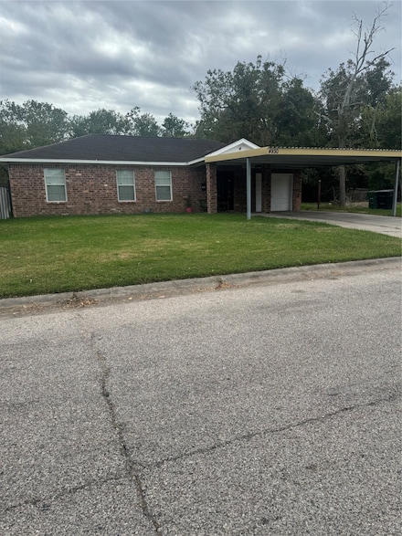 4930 Holloway Dr, Houston, TX 77048