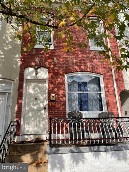 1219 Oley St, Reading, PA 19604
