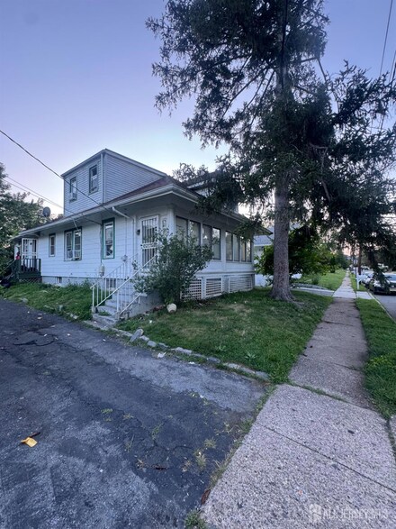 117 Browning Ave, Ewing, NJ 08638