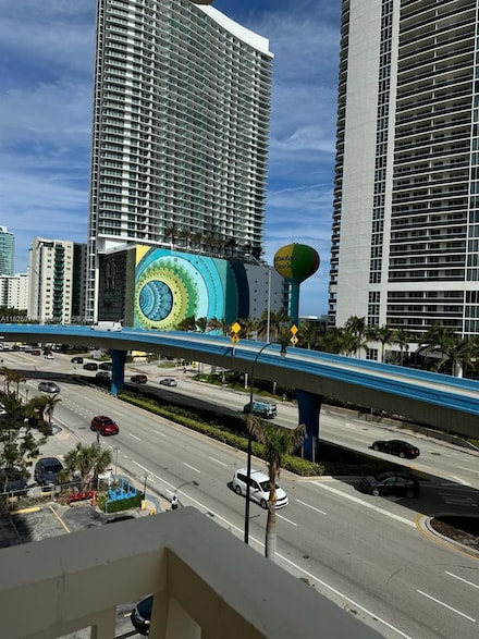 1825 S Ocean Dr Unit 514, Hallandale Beach, FL 33009