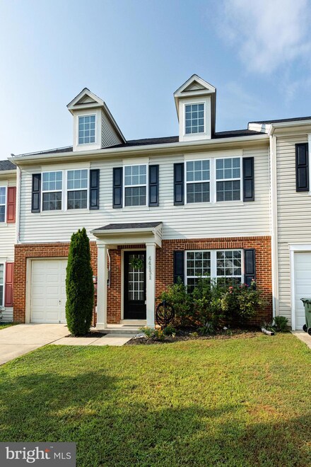 44131 Beaver Creek Dr, California, MD 20619