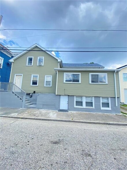 20 Madison St, Providence, RI 02907