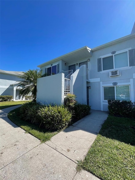 4139 Dolphin Dr, Tampa, FL 33617