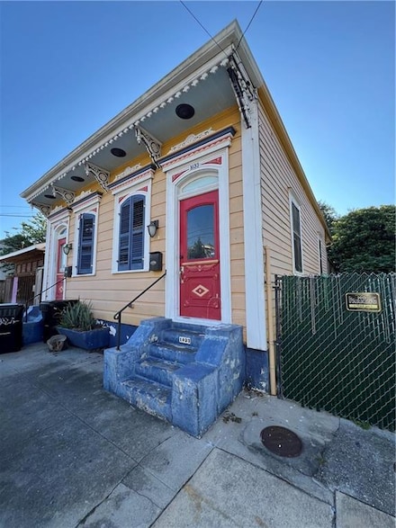 1033 Port St Unit REAR, New Orleans, LA 70117