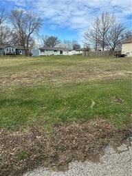 Hilltop Dr, Paola, KS 66071